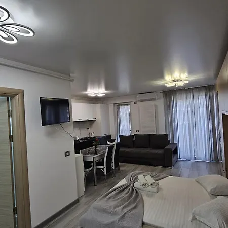 Deluxe Premium King Size Studio Alezzi Nord 10