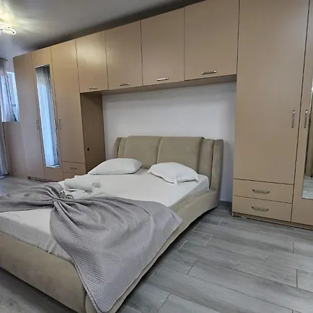 Deluxe Premium King Size Studio Alezzi Nord 10 *